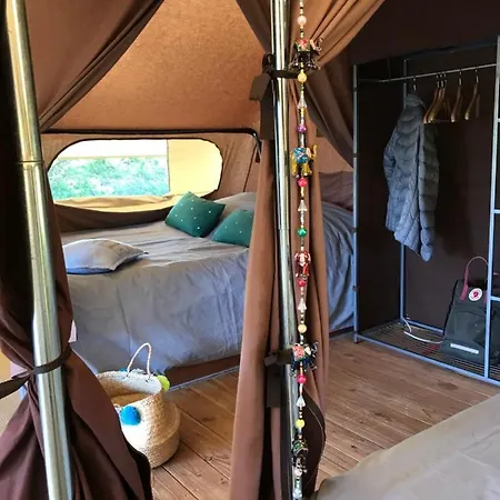 Luxury tent Tente Les De L'odet *